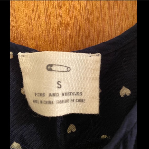 Pins & Needles Button Down Heart Print Tank Top - Picture 3 of 4